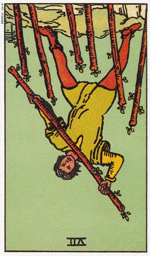 таро сімка жезлів перевернута