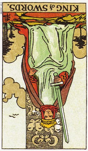 таро король мечів перевернутий