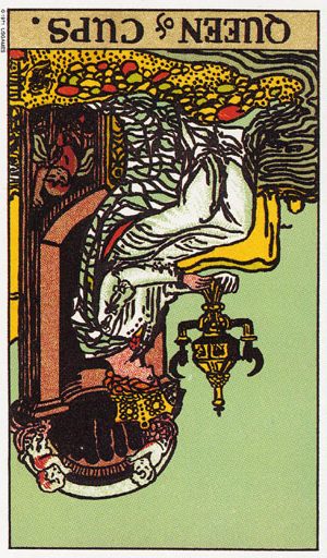 таро королева кубків перевернута